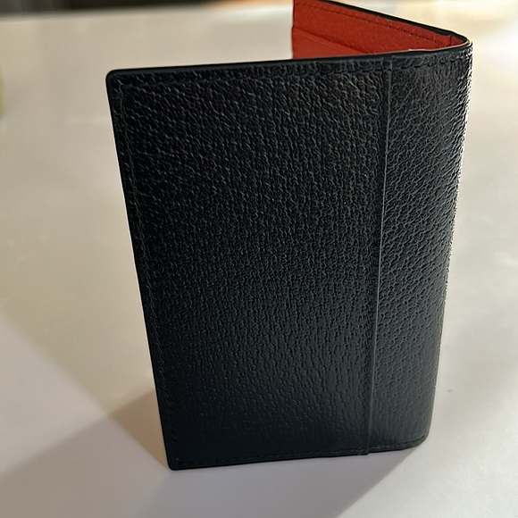 Authentic GUCCI Card Case. - Picture 4 of 7